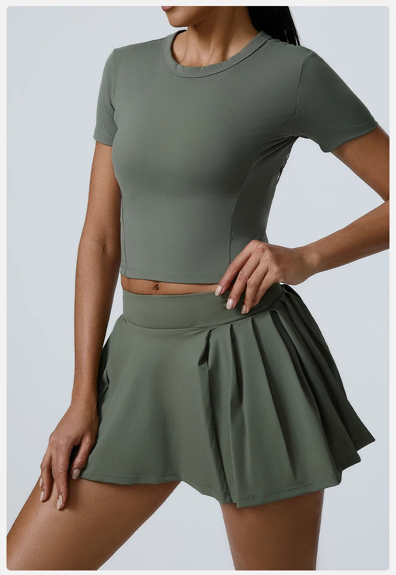 Women's 2pcs cropped and short skirt set